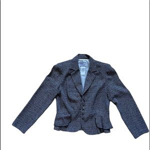 Break loose womens light grey pants suit